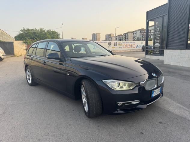Bmw 316d Touring Luxury Automatica - Foto 6