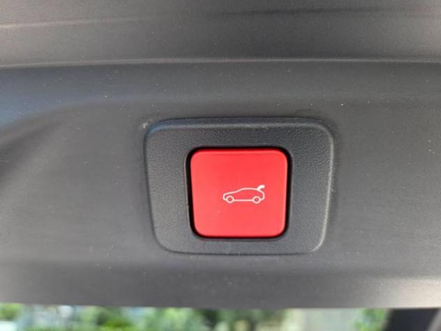 PEUGEOT 3008 Hybrid 145 e-DCS6 GT "18000 km" rif. 23951473 - Foto 10
