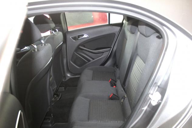 Mercedes-Benz Classe A A 180 CDI 1.5 Premium - Foto 9