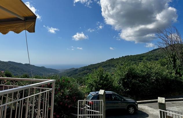 Villa a schiera in vendita a Diano Arentino