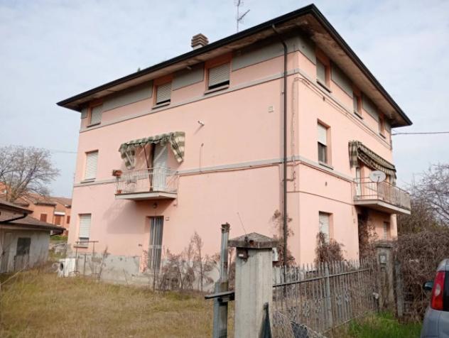 Immobile in asta di 400 m² con più di 5 locali e box auto in vendita a Reggiolo - Foto 3