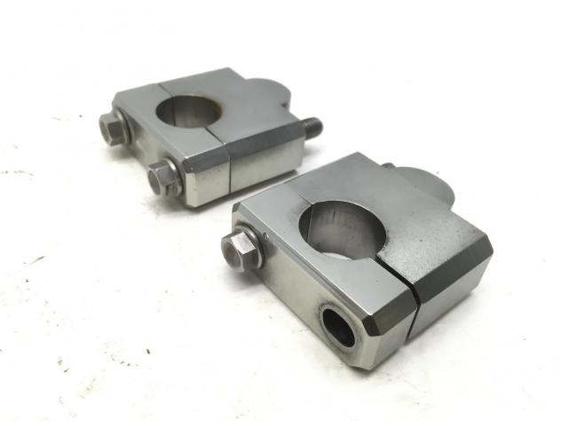 YAMAHA FZ6 600 COPPIA RISER SUPPORTO MANUBRIO 2006 RJ074