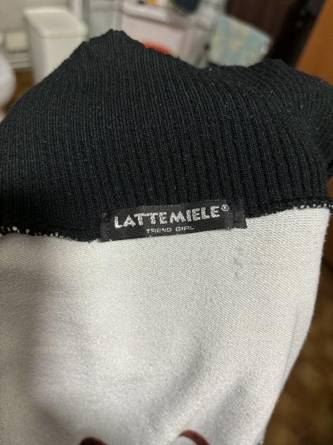 MAGLIONE CON COLLO LARGO E ALTO RIPIEGABILE MARCA”LATTE MIELE TREND GIRL”MADE IN - Foto 6