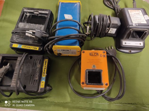 Carica batterie usati per radiocomandi gru edili e carroponti e altre