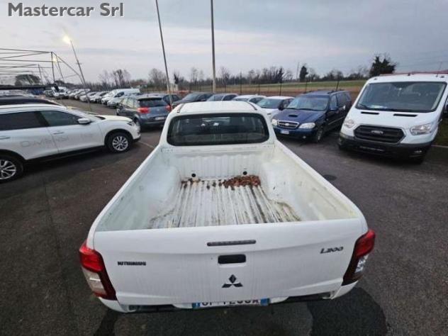 MITSUBISHI L200 L200 d.cab 2.3d Invite Connect 4wd 150cv - GF126CA rif. 23960408 - Foto 6