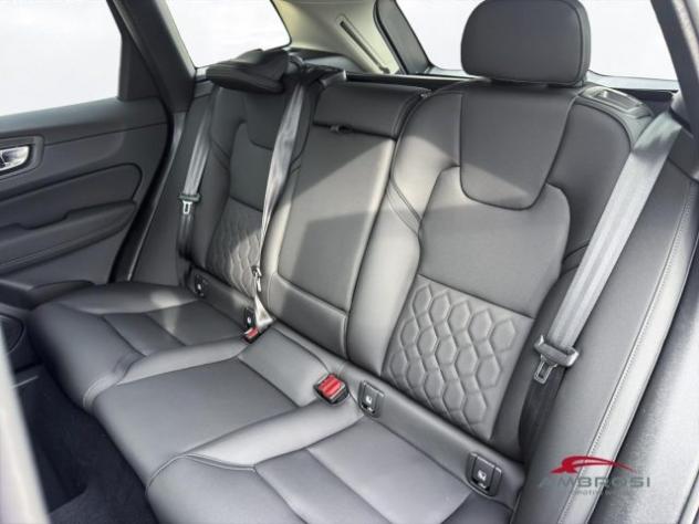VOLVO XC60 B5 AWD Mild hybrid Benzina Plus Dark rif. 23850372 - Foto 10