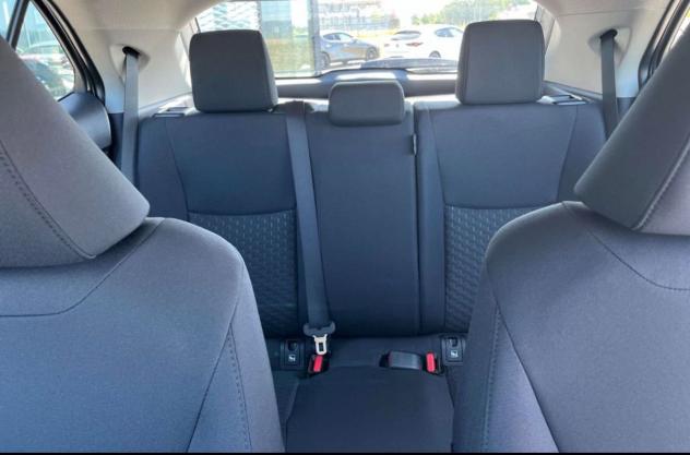 Toyota Yaris Cross KM 0 RATA MENSILE 281,00 EURO CON LA MAXI RATA 1.5H (116 CV) E-CVT Active Eco - Foto 6