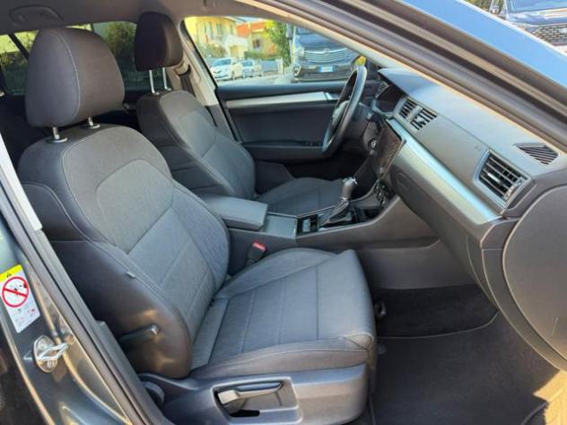 SKODA Superb 2.0 TDI 150 CV SCR DSG Wagon Executive rif. 24213455 - Foto 5