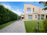 Villa in vendita a Fucecchio 300 mq  Rif: 1422922
