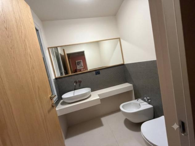 Immobile di 250 m² con più di 5 locali in vendita a Bologna - Foto 6