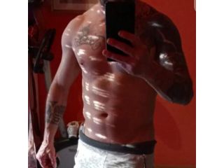 Amore e incontri Bolzano - Bozen - Per le donne in cerca del piacere assoluto Tel:3482518319