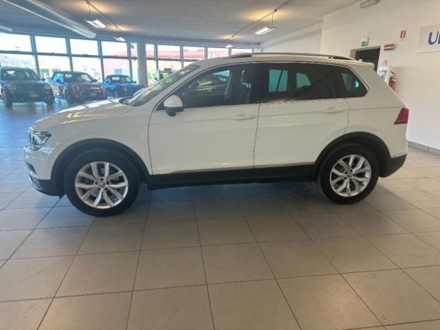 VOLKSWAGEN Tiguan 2.0 TDI SCR DSG 4MOTION Advanced BMT rif. 23975763 - Foto 4