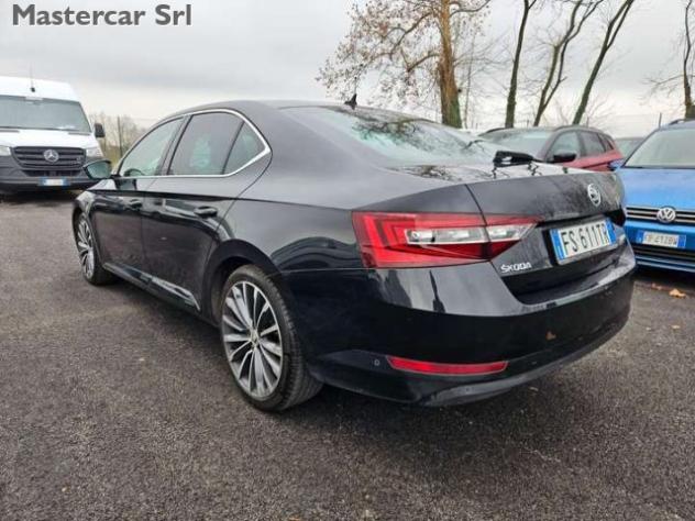 SKODA Superb Superb 2.0 tdi Laurin & Klement 140kw L&K FS611TR rif. 23961893 - Foto 4
