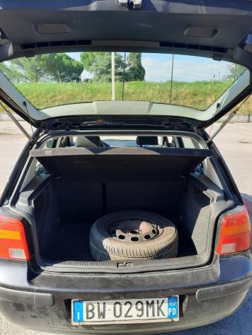 Volkswagen Golf 1.4 16V cat 5 porte Air Ok neopatentati - Foto 9