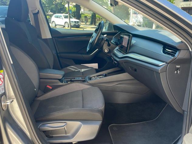 Škoda Octavia 2.0 TDI EVO 115CV SPORTLINE - Foto 9