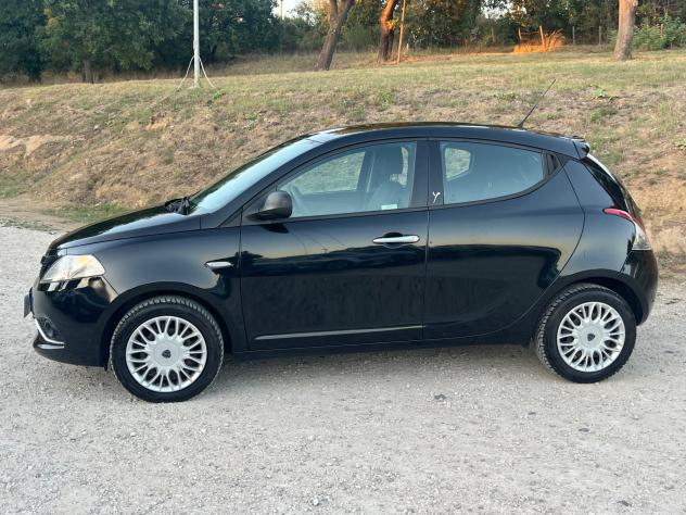 Lancia Ypsilon 1.2 69 CV 5 porte Silver - Foto 5
