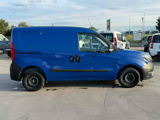 Fiat Doblo Dobl1.6 MJT 90CV S&S PC-TN Cargo Lounge - Foto 4