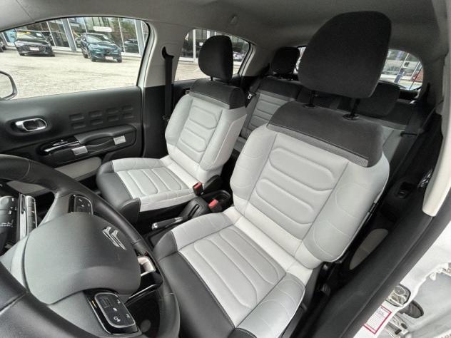 Citroën C3 PureTech 110cv Elle NAVI+CAMERA+17"+PELLE - Foto 8