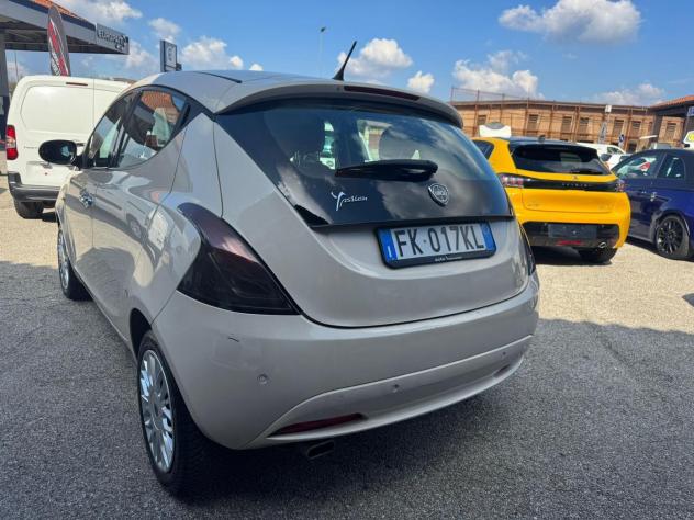 Lancia Ypsilon 1.3 MJT 16V 95 CV 5 porte S&S Silver - Foto 6