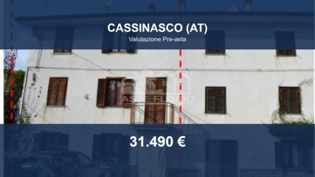 Immobile in asta di 380 m², box auto in vendita a Cassinasco