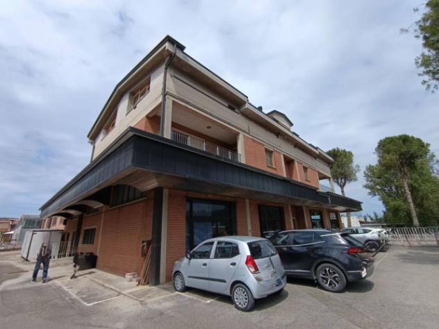 Immobile in asta di 208 m² con più di 5 locali in vendita a Perugia - Foto 3