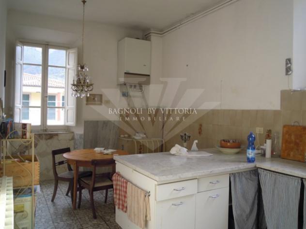 APPARTAMENTO INDIPENDENTE di 10 vani e di 175 mq (PIETRASANTA - Pietrasanta Centro Storico) rif. 725 - Foto 11