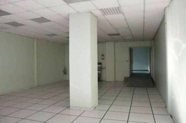 Immobile di 172 m² con 3 locali in affitto a Gallarate - Foto 10