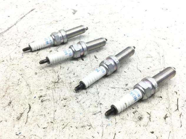 HONDA CBR RR ABS KM0 600 KIT 4 CANDELE NGK SILMAR9C9 2024 2026 PC69A4RK - Foto 5