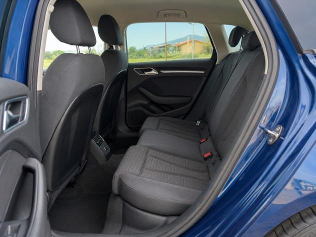 Audi A3 SPB 1.6 TDI Ambiente - Foto 9