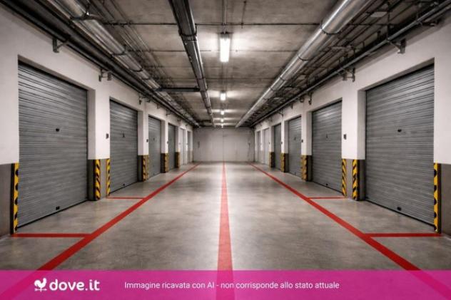 Box / Garage di 13 m² in vendita a Roma