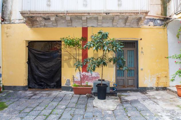 Magazzino in vendita a Catania, Centro Storico