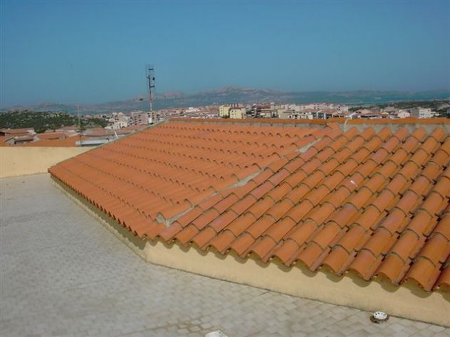 Grande appartamento ind. in bifamilare con vista mare garage e posto auto - Foto 2