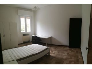 Ampia singola solo due persone in casa!!!