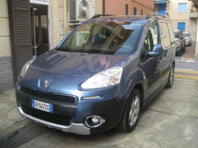 PEUGEOT Partner TEPEE 1.6 HDI 115 CV OUTDOOR rif. 19323829 - Foto 9