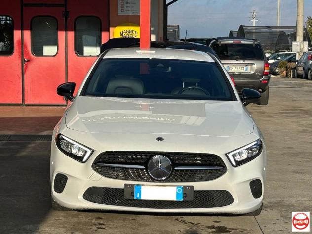 MERCEDES - Classe A A 180 d Sport Night edition auto - Foto 8