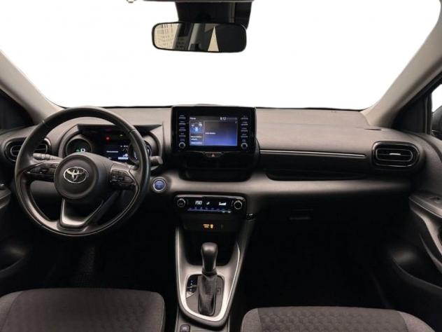 Toyota Yaris Hybrid Trend MY22 - Foto 10