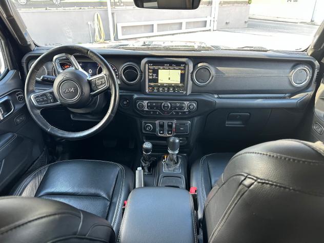 Jeep Wrangler SAHARA - Foto 10