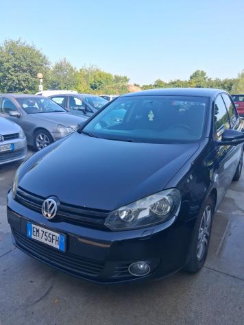 Volkswagen Golf 1.6 TDI DPF 5p. Highline - Foto 5