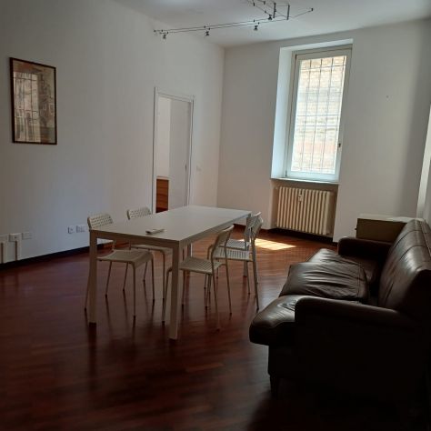 Casa in affitto a Pavia vicino a San Michele. Ideale per 3 studenti.