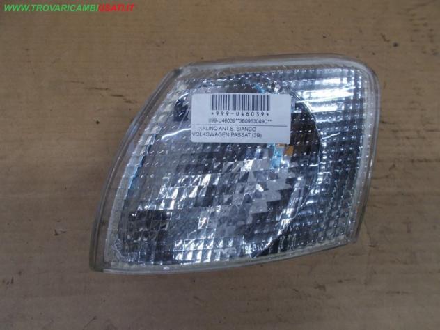 FANALINO ANT.S. BIANCO VOLKSWAGEN PASSAT (3B) Parti elettriche Fanaleria Proiettori Fanalino comple VOLKSWAGEN - PASSAT - 01-08-1996 - 01-11-2000