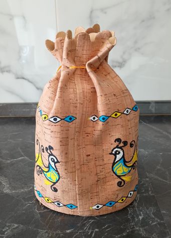 SACCHETTO IN SUGHERO SCRITTA DISEGNI SARDEGNA SOUVENIR - Foto 3