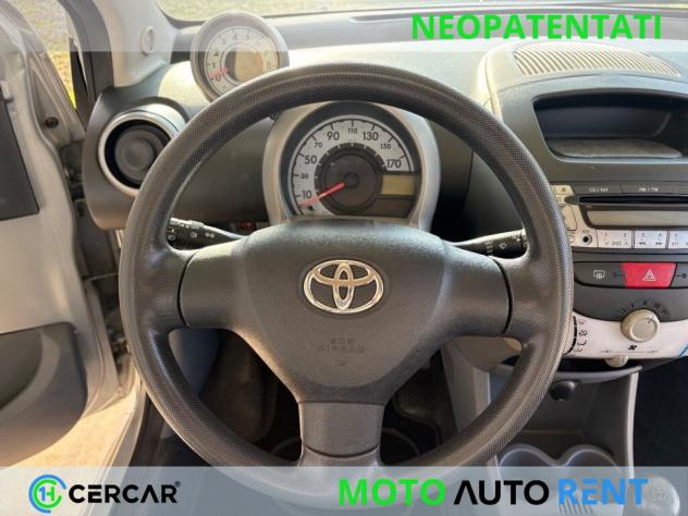 Toyota Aygo 1.0 12V VVT-i 5 porte OK NEOPATENTATI 5 PORTE - Foto 15