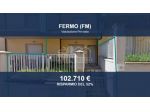 Immobile in asta di 138 m² con più di 5 locali e box auto in vendita a Fermo