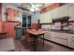 Ampia stanza singola - trilocale, cucina abitabile