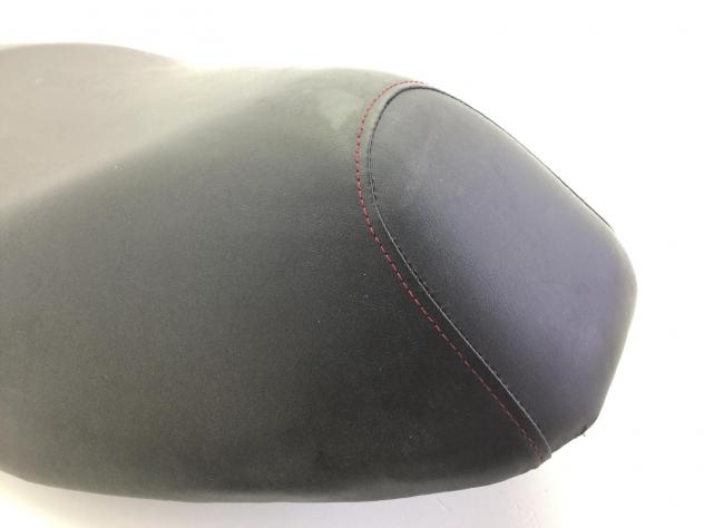 SYM SYMPHONY E5 125 SELLA SADDLE - PICCOLO DIFETTO SU FODERA 2020 2023 - Foto 6