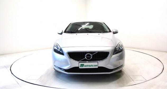 VOLVO V40 D2 2.0D Geartronic Aut. Business rif. 23922643 - Foto 2