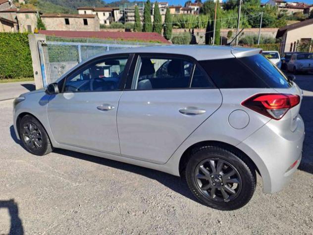 HYUNDAI i20 1.1 CRDi 12V 5 porte Comfort rif. 24136218 - Foto 9
