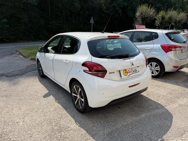 Peugeot 208 1.2 82 5 porte Allure - Foto 6