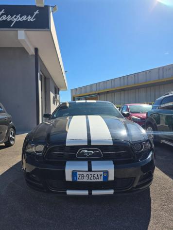 FORD - Mustang - V6 Premium Coupé - Foto 4