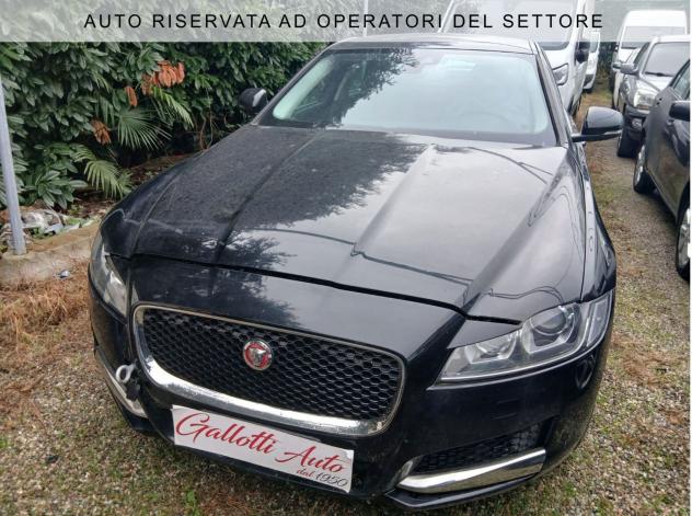 Jaguar XF XF 2.0 D 180 CV aut.-MOTORE DA RIFARE - Foto 9